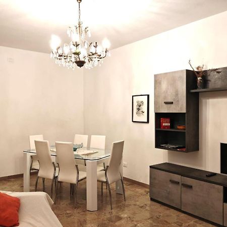 Laura Apartment Venice 4 P. 15 M To Venice Mestre Exteriör bild
