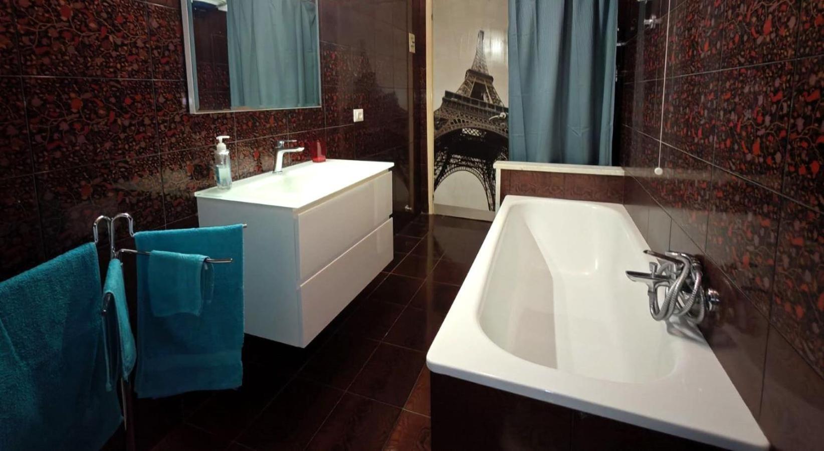 Laura Apartment Venice 4 P. 15 M To Venice Mestre Exteriör bild