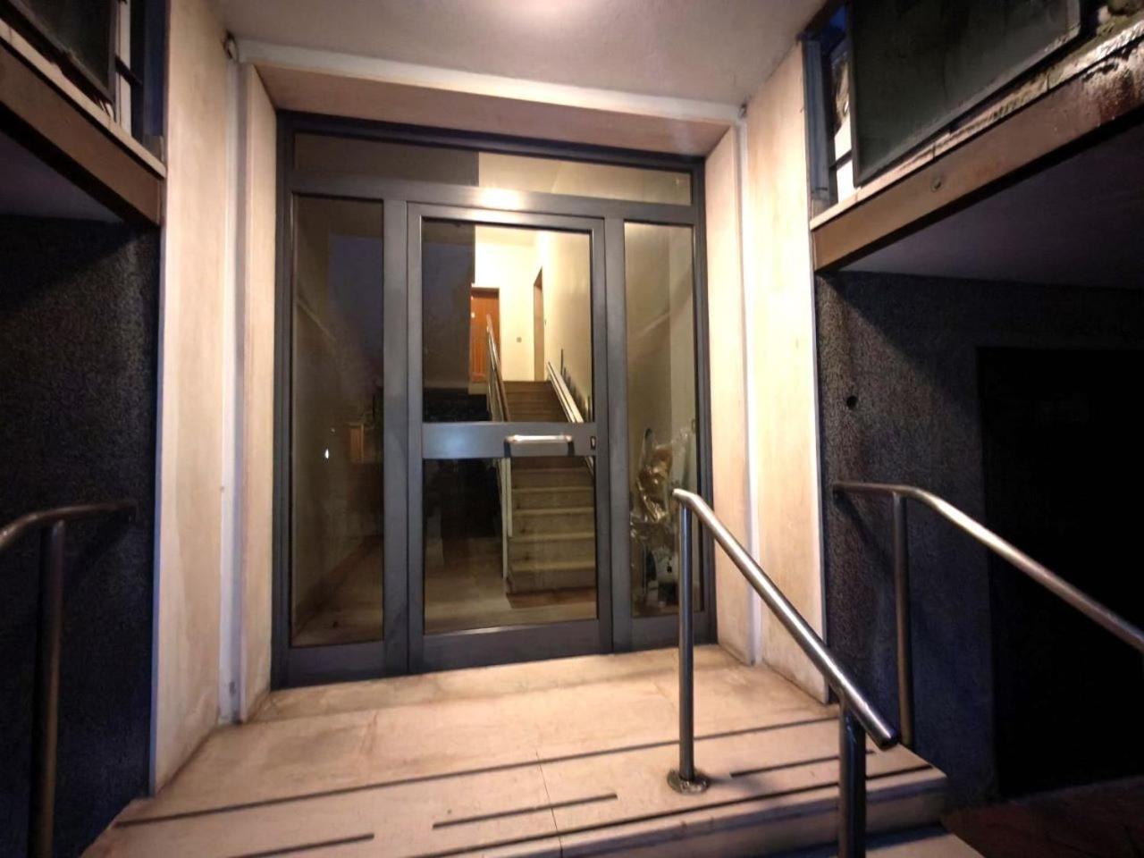 Laura Apartment Venice 4 P. 15 M To Venice Mestre Exteriör bild